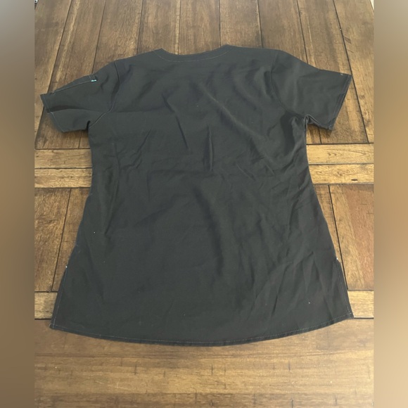 Carhartt Force scrub or work top - Picture 2 of 8